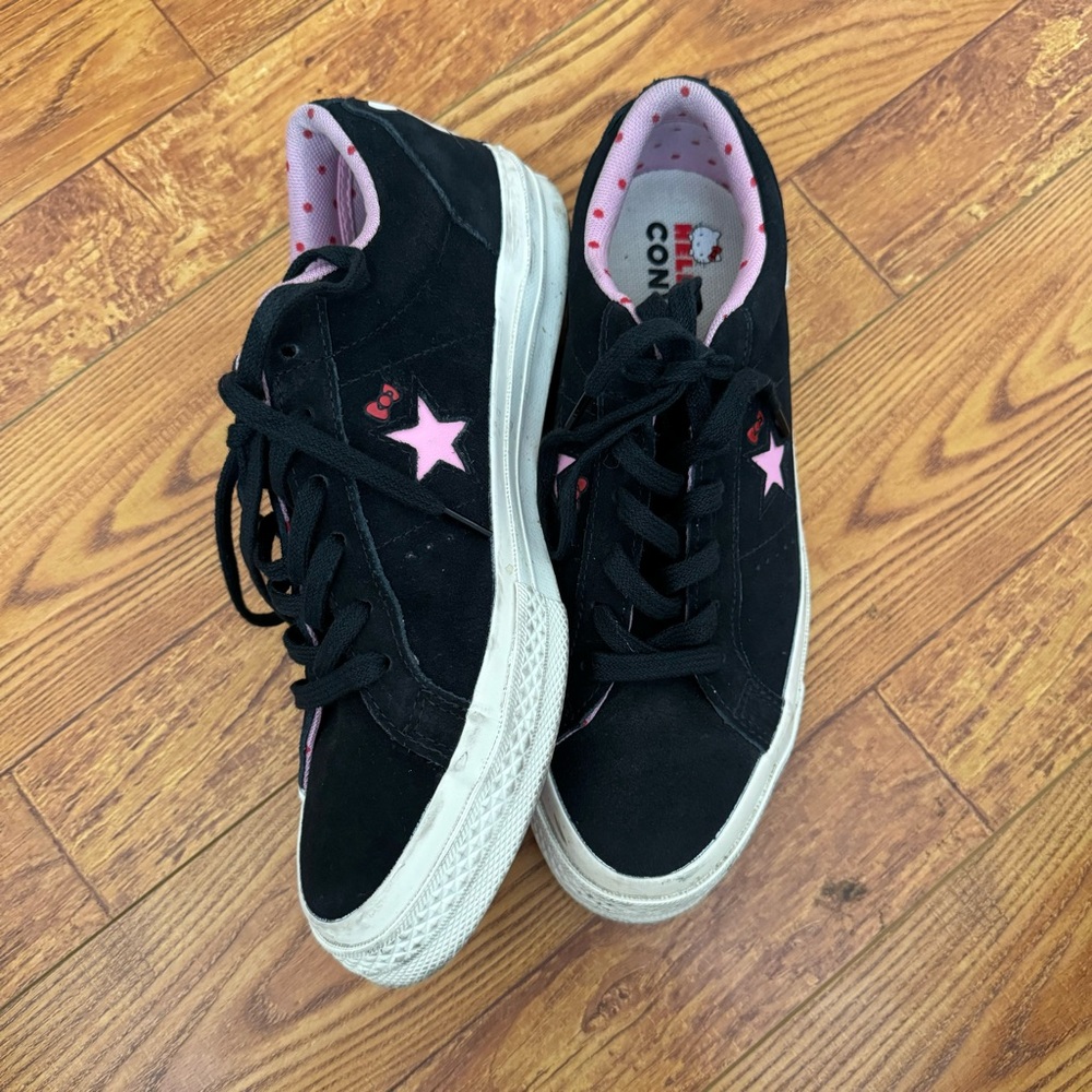 Ox Hello Kitty Black Converse One Star
